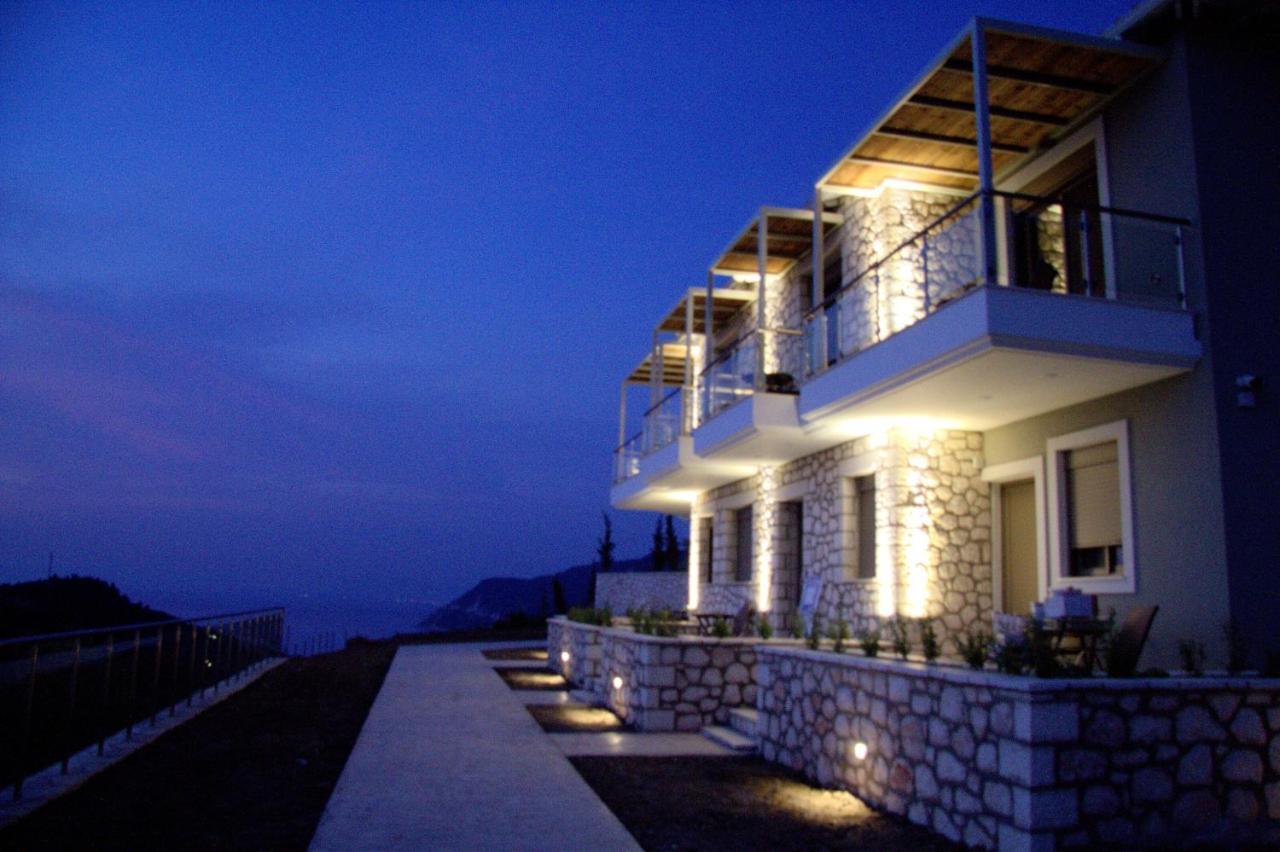Melikiron Luxury Apartments Ayios Nikitas Ngoại thất bức ảnh