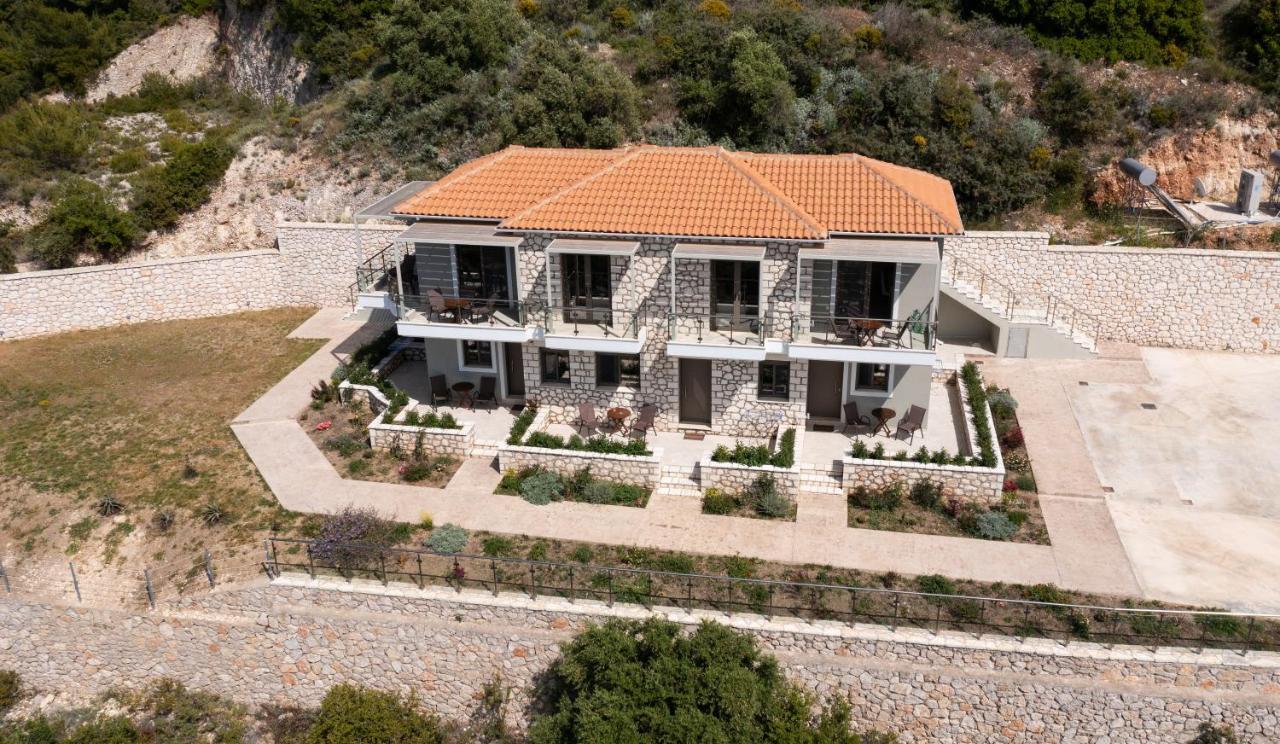 Melikiron Luxury Apartments Ayios Nikitas Ngoại thất bức ảnh