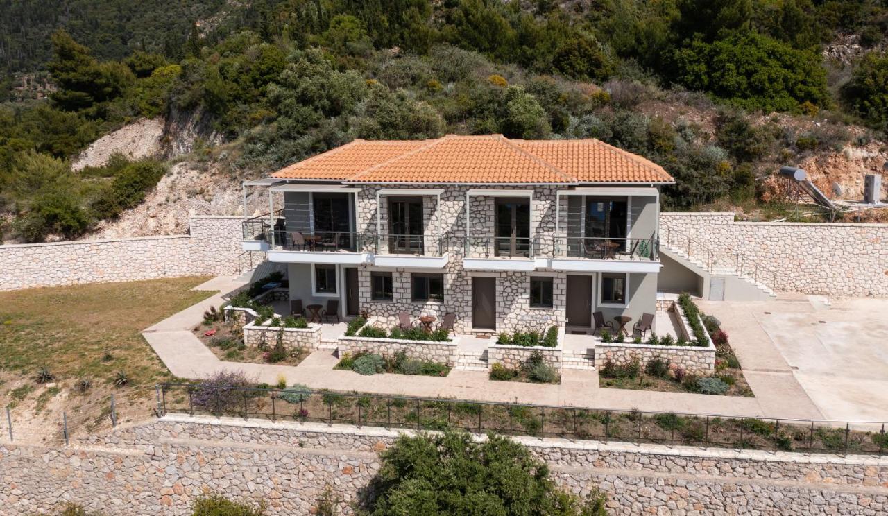 Melikiron Luxury Apartments Ayios Nikitas Ngoại thất bức ảnh