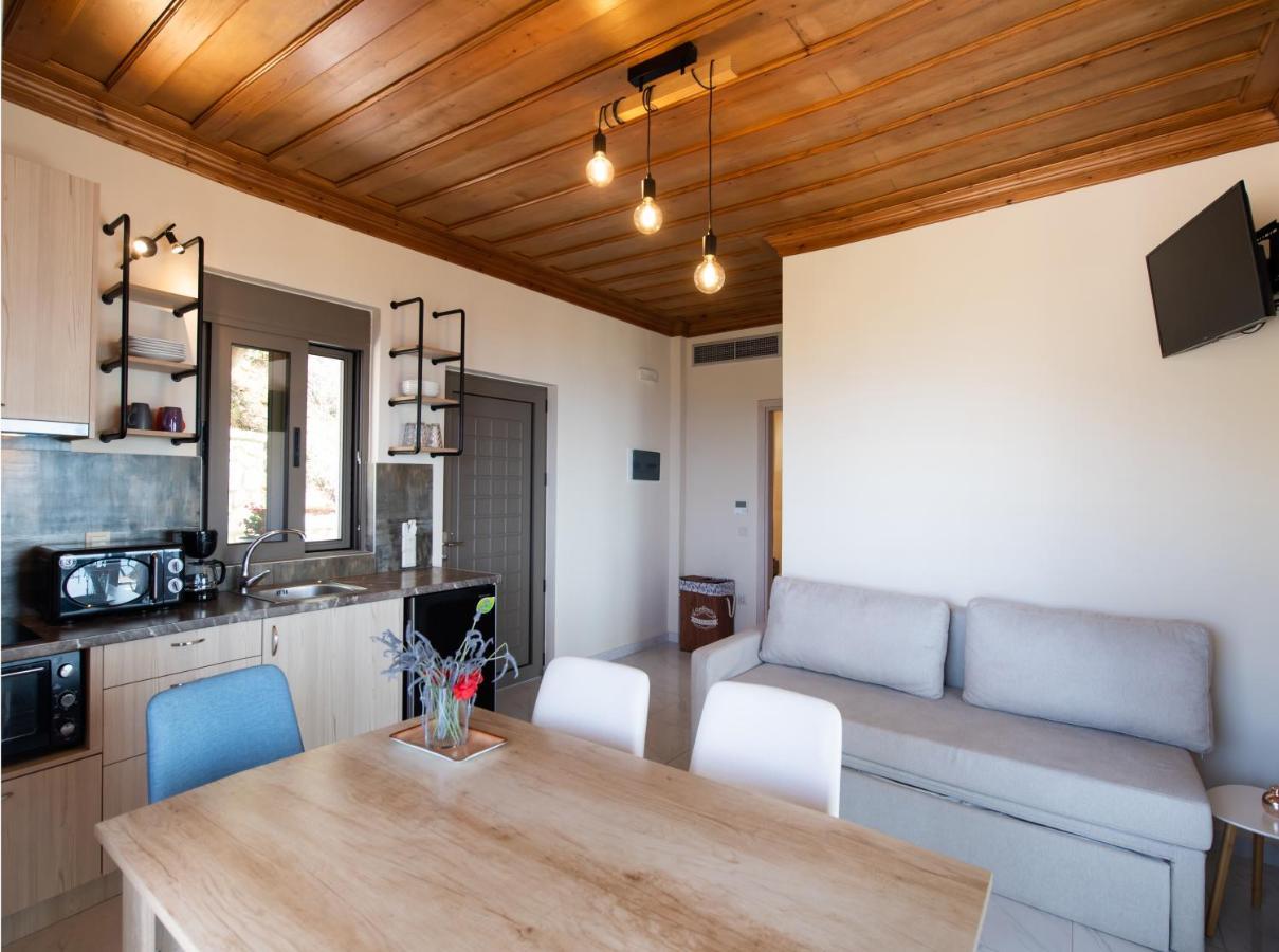Melikiron Luxury Apartments Ayios Nikitas Ngoại thất bức ảnh