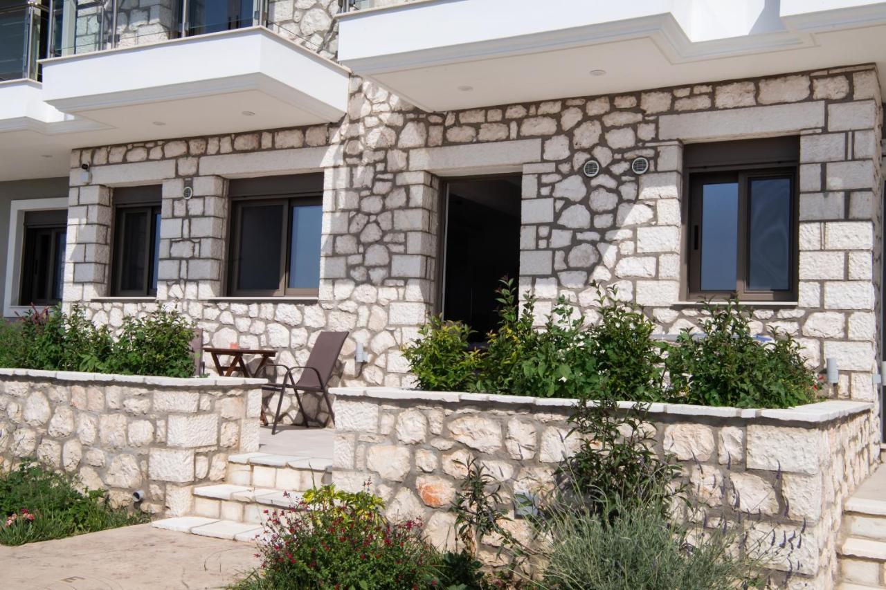 Melikiron Luxury Apartments Ayios Nikitas Ngoại thất bức ảnh