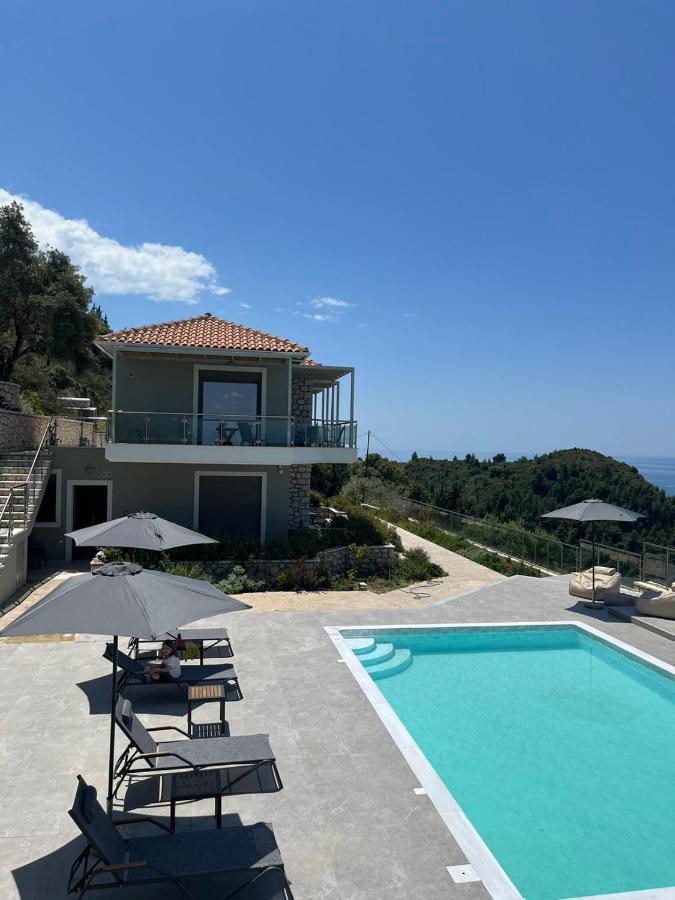 Melikiron Luxury Apartments Ayios Nikitas Ngoại thất bức ảnh