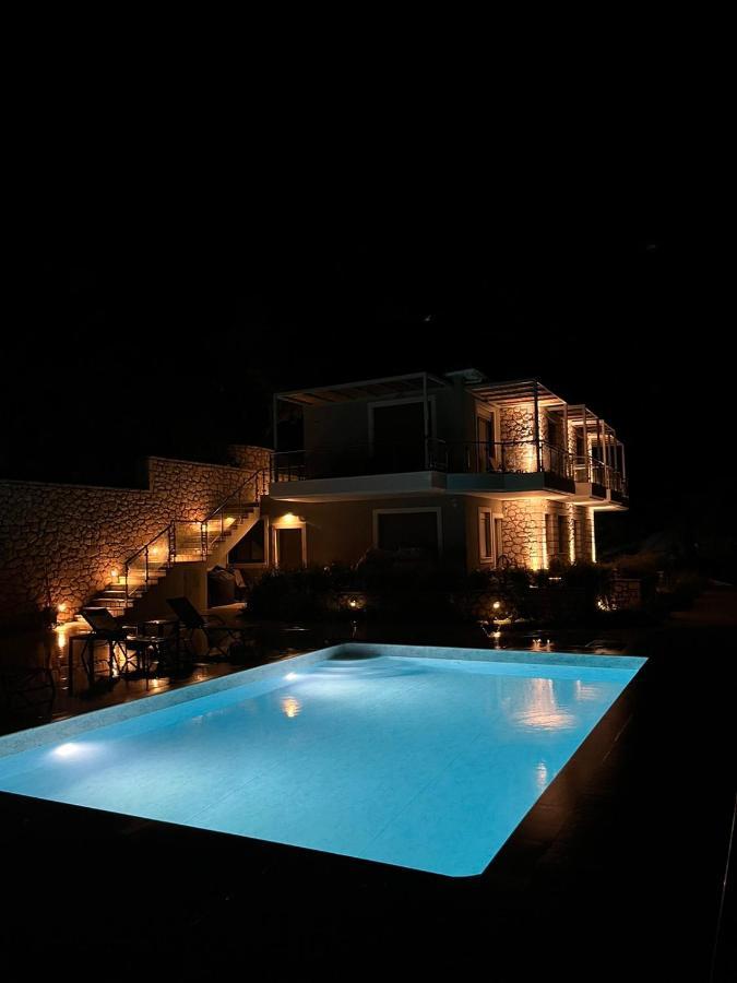 Melikiron Luxury Apartments Ayios Nikitas Ngoại thất bức ảnh